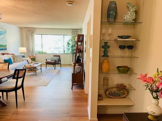 Property Slideshow image 2 of 18 | 2140 santa cruz ave 203, Menlo Park, CA, 94025