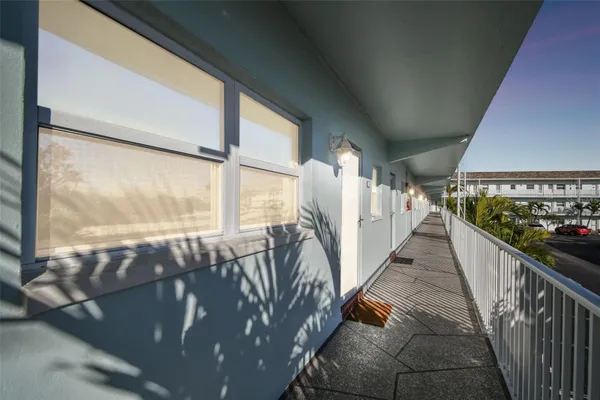 Property Slideshow image 3 of 71 | 5 gateshead dr 203, Dunedin, FL, 34698