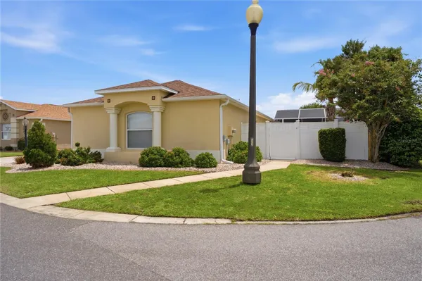 Property Slideshow image 2 of 49 | 2739 alandari ln, The Villages, FL, 32162