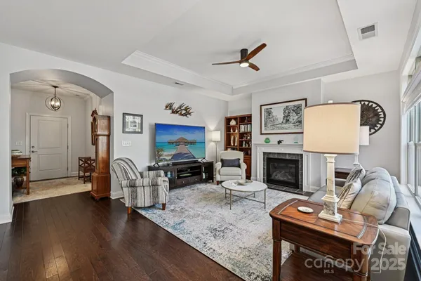 Property Slideshow image 3 of 40 | 1293 restoration dr, Waxhaw, NC, 28173