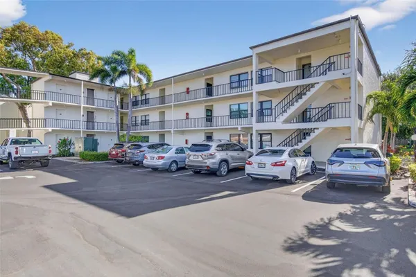 Property Slideshow image 2 of 43 | 14130 rosemary ln 4105, Largo, FL, 33774