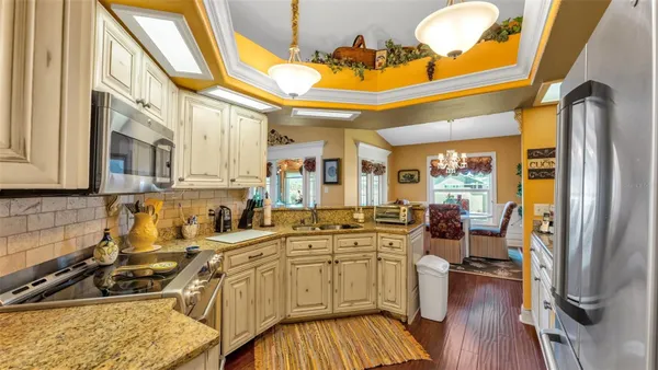 Property Slideshow image 2 of 49 | 6189 magpie dr, Lakeland, FL, 33809