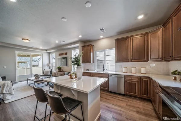 Property Slideshow image 3 of 17 | 21927 e 51st dr, Aurora, CO, 80019