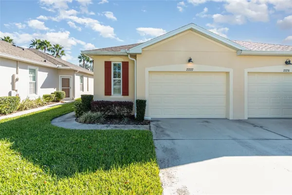 Property Slideshow image 2 of 29 | 27227 white plains way, Leesburg, FL, 34748