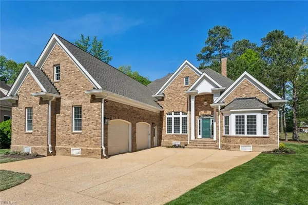 Property Slideshow image 2 of 43 | 1832 john hancock, Williamsburg, VA, 23185