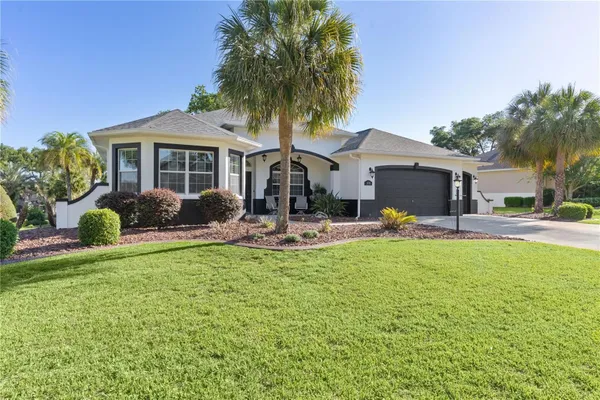 Property Slideshow image 2 of 46 | 8715 se 176th lowndes pl, The Villages, FL, 32162