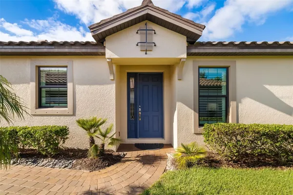 Property Slideshow image 3 of 55 | 5043 serata dr, Bradenton, FL, 34211