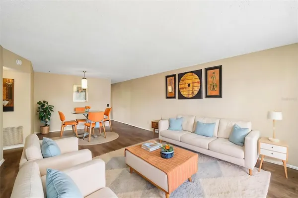 Property Slideshow image 2 of 23 | 2402 ecuadorian way 28, Clearwater, FL, 33763