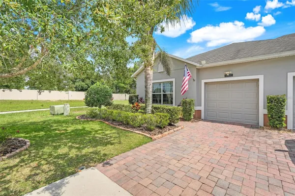 Property Slideshow image 3 of 50 | 3550 fairwaters ct d, Clermont, FL, 34711