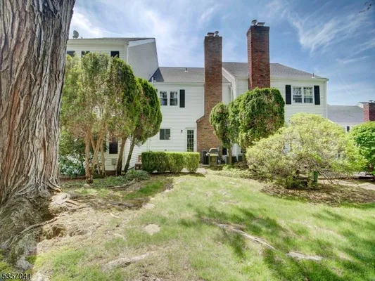 Property Slideshow image 2 of 28 | 77 hampshire dr, Mendham, NJ, 07945