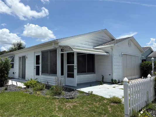 Property Slideshow image 3 of 18 | 731 dumas st, Lady Lake, FL, 32159