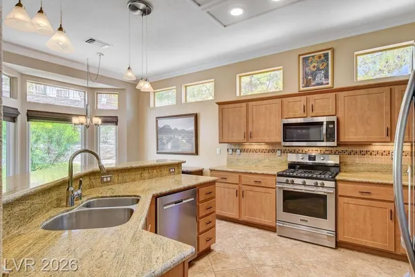 Property Slideshow image 3 of 38 | 10701 hunters woods pl, Las Vegas, NV, 89134