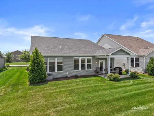 Property Slideshow image 2 of 30 | 2091 samantha joy ln, Bolingbrook, IL, 60490