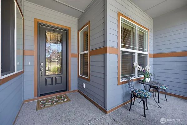 Property Slideshow image 2 of 38 | 18914 146th st, Bonney Lake, WA, 98391