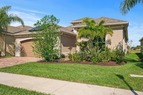 Property Slideshow image 3 of 67 | 1803 pacific dunes dr, Sun City Center, FL, 33573