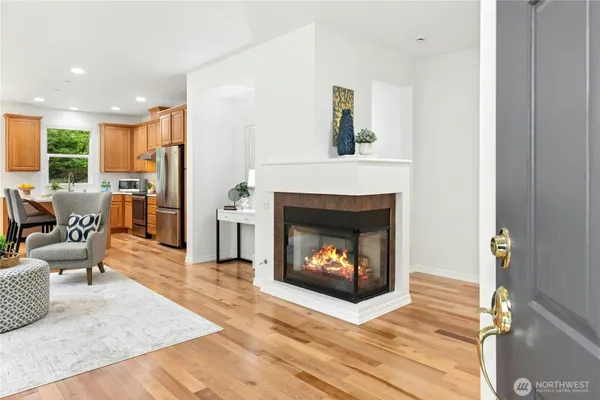 Property Slideshow image 3 of 34 | 22920 ne 132nd pl, Redmond, WA, 98053