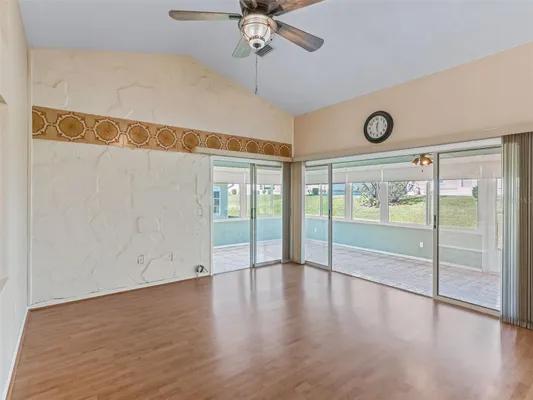 Property Slideshow image 3 of 31 | 11381 se 175th ln, Summerfield, FL, 34491