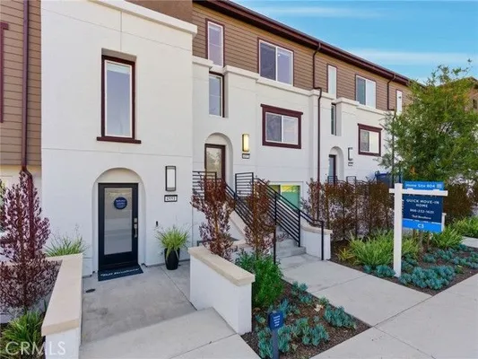 Property Slideshow image 2 of 46 | 4557 misty pl, San Diego, CA, 92117