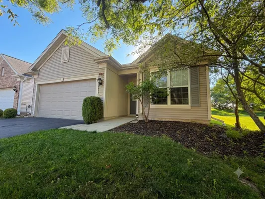 Property Slideshow image 2 of 15 | 13840 white oak rd, Huntley, IL, 60142