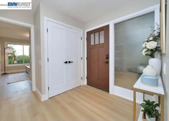 Property Slideshow image 2 of 22 | 1732 oakmont dr 8, Walnut Creek, CA, 94595