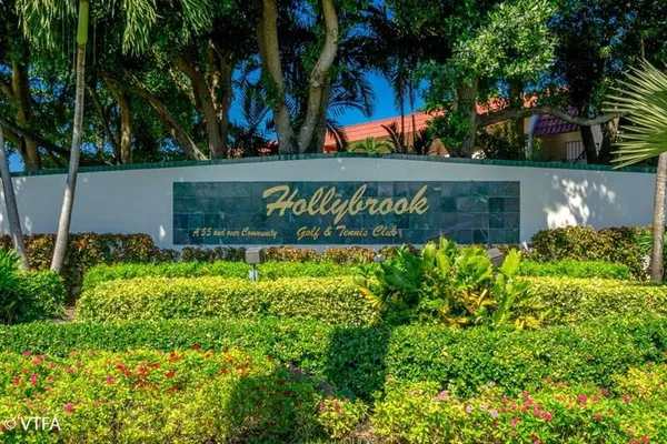 Property Slideshow image 2 of 51 | 9511 n hollybrook lake dr 207, Pembroke Pines, FL, 33025