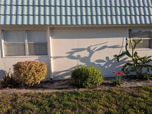 Property Slideshow image 3 of 33 | 1801 bedford ln 30, Sun City Center, FL, 33573