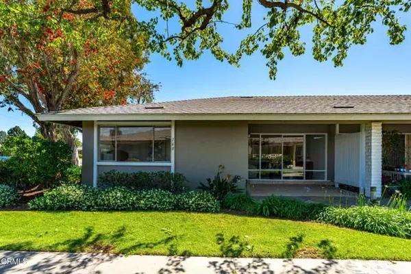 Property Slideshow image 2 of 61 | 160 w fiesta grn, Port Hueneme, CA, 93041