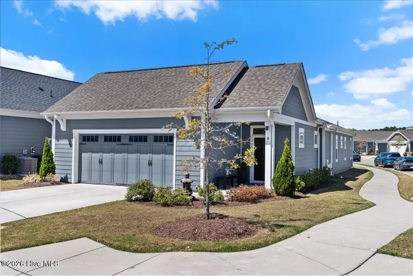 Property Slideshow image 2 of 49 | 6 cabarrus way, Clayton, NC, 27527