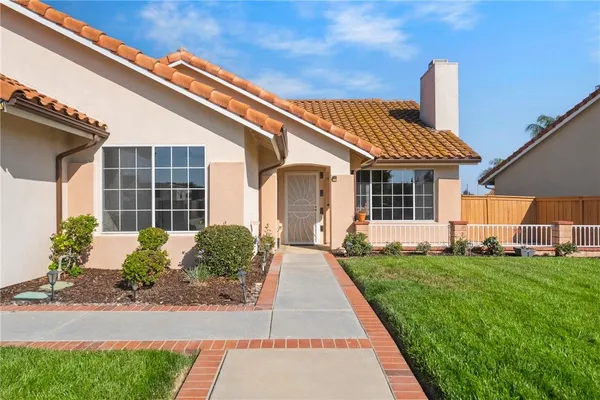 Property Slideshow image 3 of 48 | 29264 cool creek dr, Menifee, CA, 92586