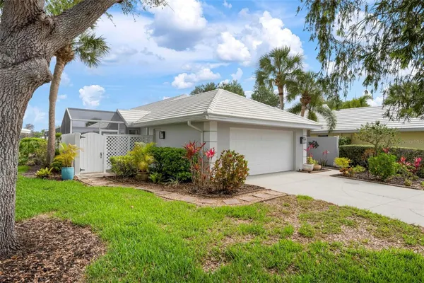 Property Slideshow image 2 of 83 | 726 brightside crescent dr 14, Venice, FL, 34293