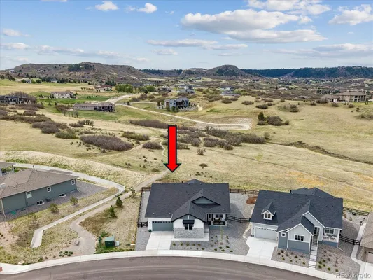 Property Slideshow image 3 of 42 | 307 scrubjay ln, Castle Rock, CO, 80104