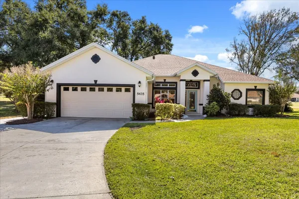 Property Slideshow image 2 of 52 | 5435 grove mnr, Lady Lake, FL, 32159