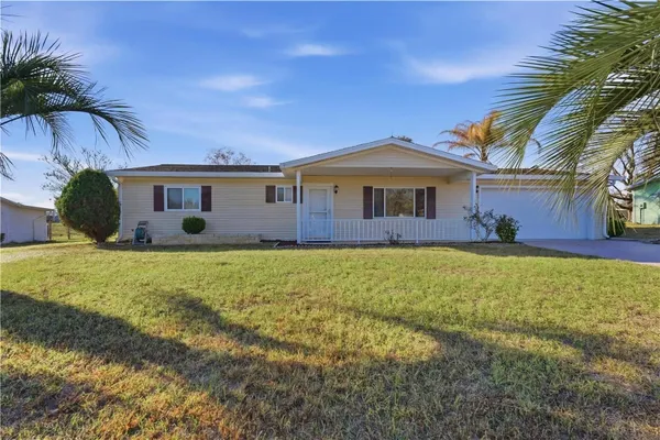 Property Slideshow image 2 of 45 | 6472 sw 106th pl, Ocala, FL, 34476