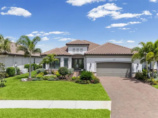 Property Slideshow image 2 of 63 | 16423 umbria pl, Lakewood Ranch, FL, 34211