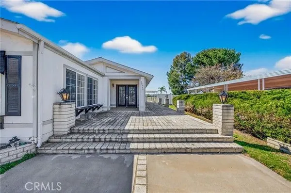 Property Slideshow image 3 of 54 | 38215 via tafffia c, Murrieta, CA, 92563