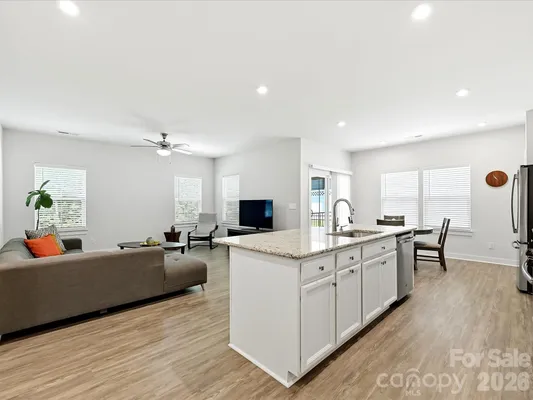 Property Slideshow image 3 of 34 | 10038 lilac ct, Charlotte, NC, 28215