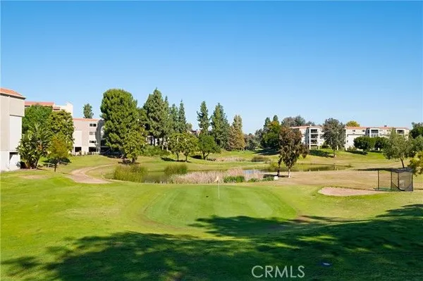 Property Slideshow image 2 of 51 | 5515 paseo del lago 1d, Laguna Woods, CA, 92637