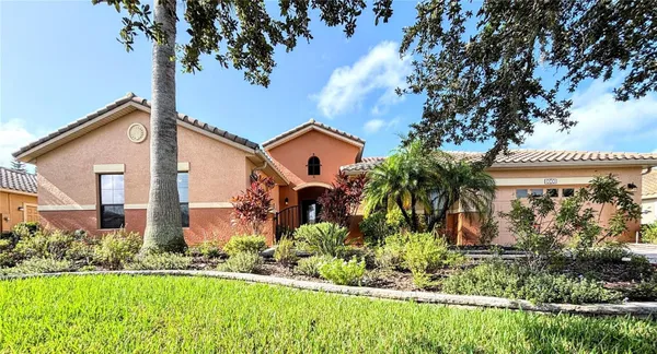 Property Slideshow image 2 of 84 | 915 san raphael st, Poinciana, FL, 34759