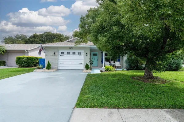 Property Slideshow image 2 of 34 | 1472 queen anne blvd, Palm Harbor, FL, 34684