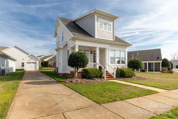 Property Slideshow image 3 of 48 | 25391 seagull dr, Lancaster, SC, 29720