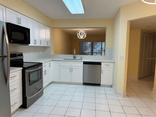 Property Slideshow image 3 of 28 | 7513 trent dr 107, Tamarac, FL, 33321