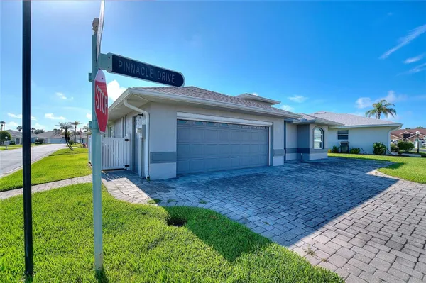 Property Slideshow image 2 of 27 | 704 pinnacle dr, Haines City, FL, 33844