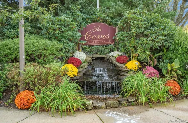 Property Slideshow image 3 of 36 | 54 morley cir, Melville, NY, 11747