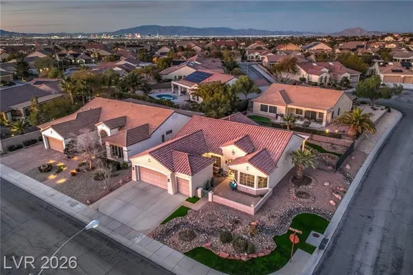 Property Slideshow image 3 of 50 | 3110 scotts valley dr, Henderson, NV, 89052