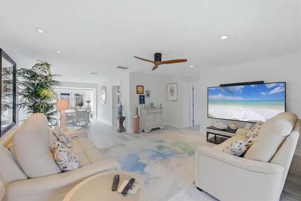Property Slideshow image 2 of 56 | 104 whispering sands dr v27, Sarasota, FL, 34242