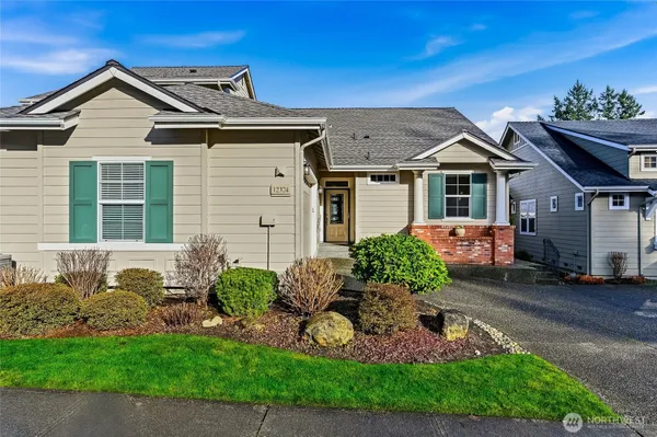 Property Slideshow image 3 of 37 | 12324 big leaf way, Redmond, WA, 98053