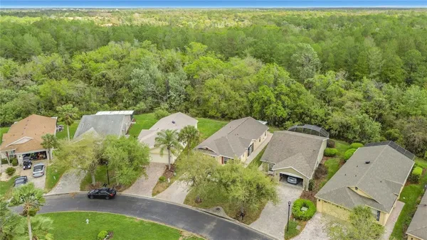 Property Slideshow image 2 of 77 | 777 vineyard way, Kissimmee, FL, 34759