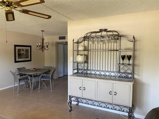 Property Slideshow image 3 of 51 | 1026 cambridge b # 1026, Deerfield Beach, FL, 33442