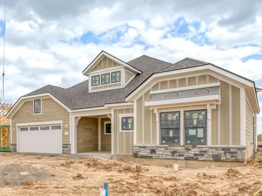 Property Slideshow image 2 of 22 | 5903 maple glen dr, Noblesville, IN, 46062