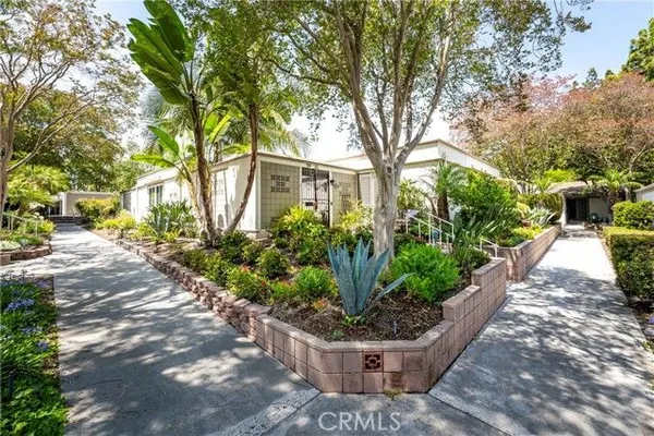 Property Slideshow image 3 of 36 | 489 calle cadiz d, Laguna Woods, CA, 92637
